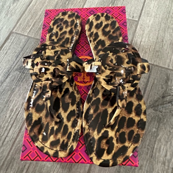 🐆🖤Authentic Tory Burch Miller Sandals & Box Sz10 Patent Leopard 🖤😍 - Picture 4 of 6